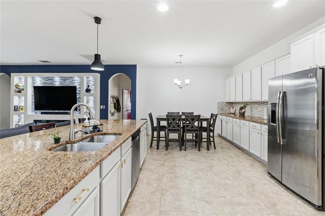 433 AMETHYST AVENUE, Auburndale, FL 33823