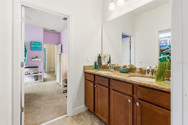 433 AMETHYST AVENUE, Auburndale, FL 33823