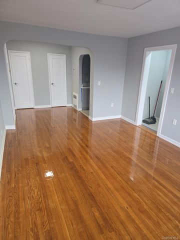 302 E Broadway 1A, Long Beach, NY 11561