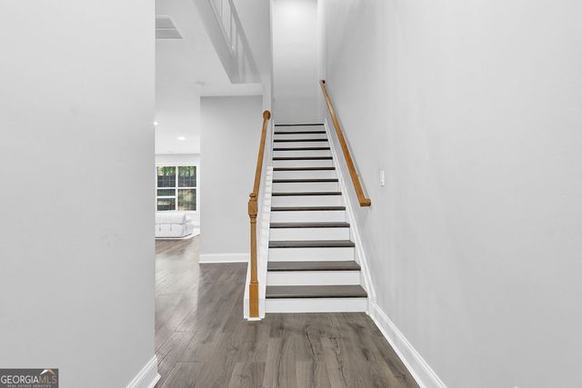 541 Woodland Park Terrace, Lawrenceville, GA 30043