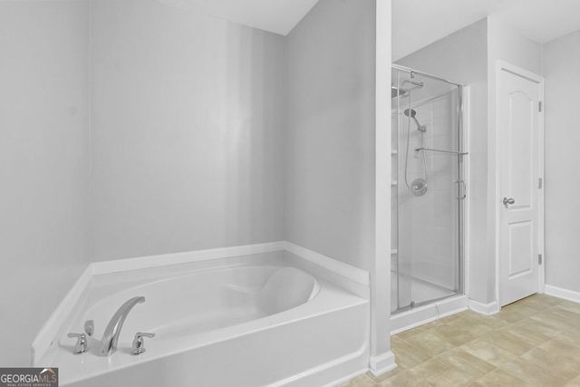 541 Woodland Park Terrace, Lawrenceville, GA 30043