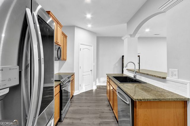 541 Woodland Park Terrace, Lawrenceville, GA 30043