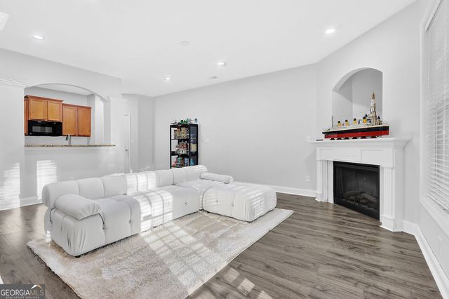 541 Woodland Park Terrace, Lawrenceville, GA 30043