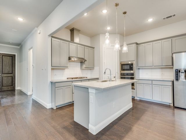 3572 Sevilla Drive, Frisco, TX 75034