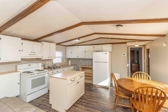 2419 MURRAY SCHOOL RD, Bethel Springs, TN 38315