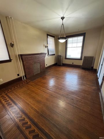 919 Parkview Avenue, Fort Wayne, IN 46802