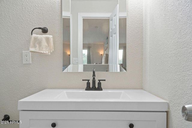 8114 E 4TH Avenue, Mesa, AZ 85208