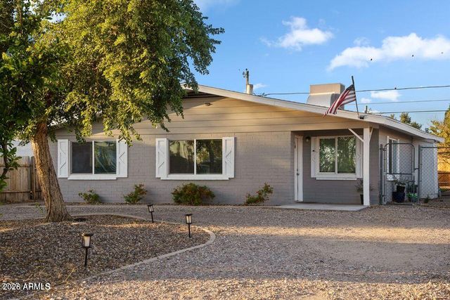 8114 E 4TH Avenue, Mesa, AZ 85208