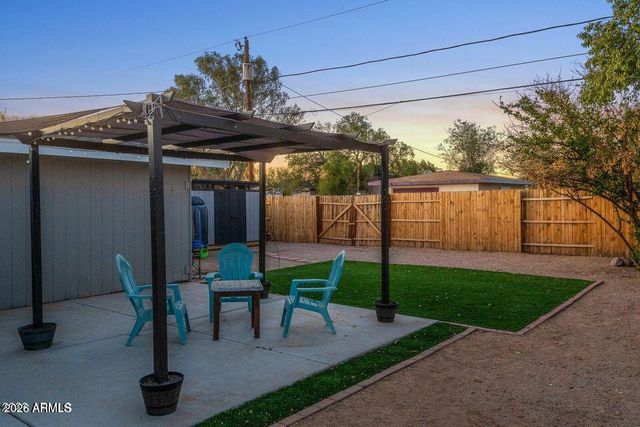 8114 E 4TH Avenue, Mesa, AZ 85208