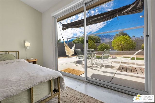 1979 N Los Alamos Road, Palm Springs, CA 92262