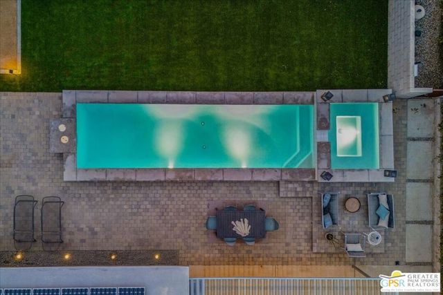 1979 N Los Alamos Road, Palm Springs, CA 92262