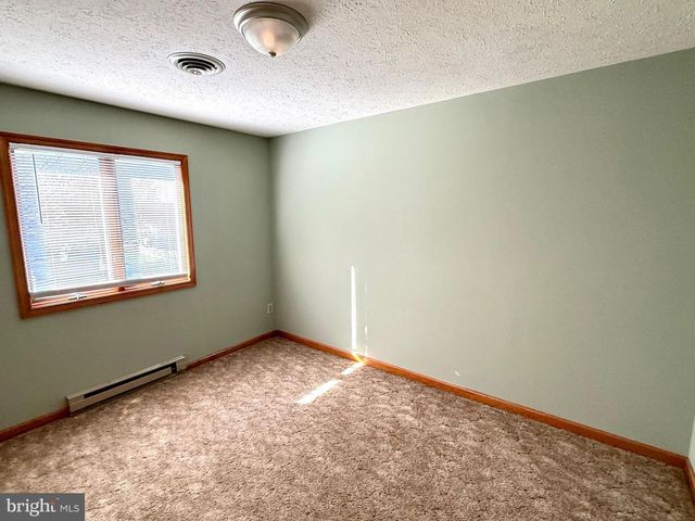1121 PROGRESS ROAD, Chambersburg, PA 17201