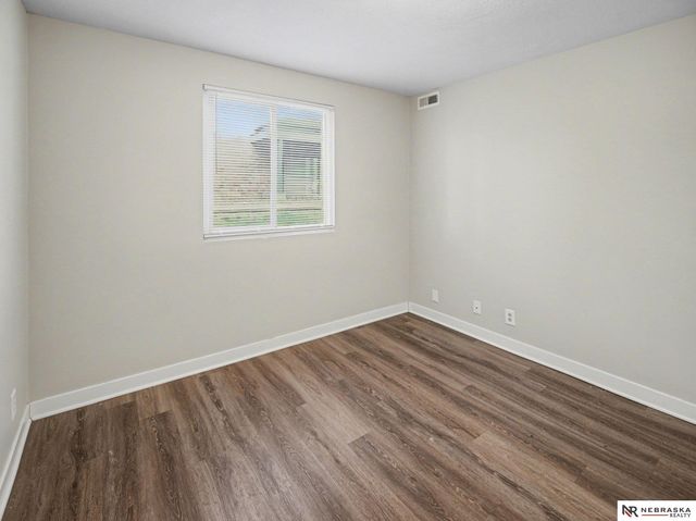 4220 Huntington Avenue, Lincoln, NE 68504