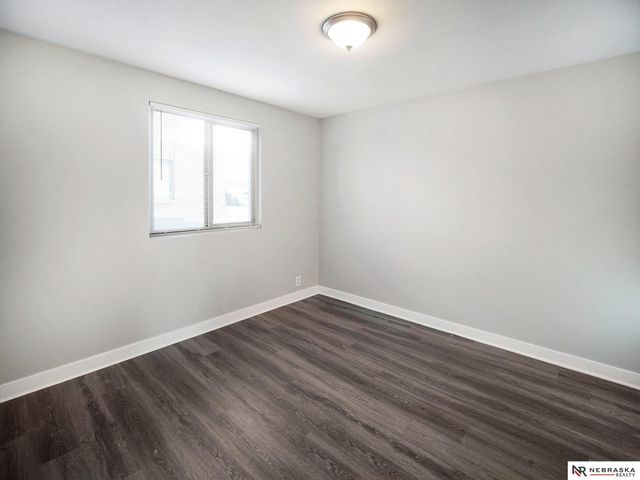 4220 Huntington Avenue, Lincoln, NE 68504