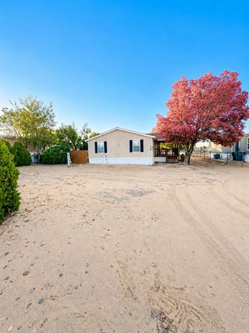 309 10th Avenue SW, Rio Rancho, NM 87124