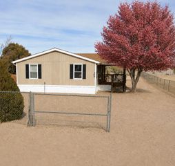 309 10th Avenue SW, Rio Rancho, NM 87124