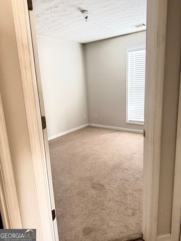 128 Shadowbrooke Circle, Loganville, GA 30052