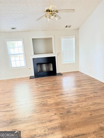 128 Shadowbrooke Circle, Loganville, GA 30052