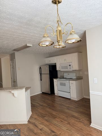 128 Shadowbrooke Circle, Loganville, GA 30052