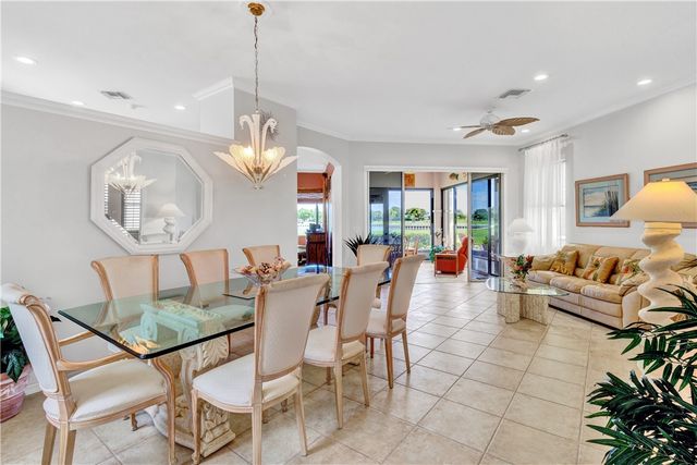 1723 Victoria Circle, Vero Beach, FL 32967