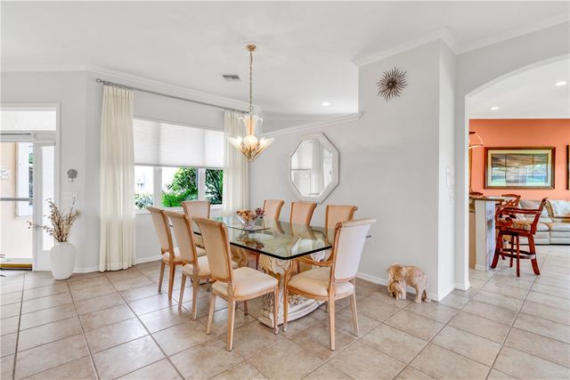 1723 Victoria Circle, Vero Beach, FL 32967