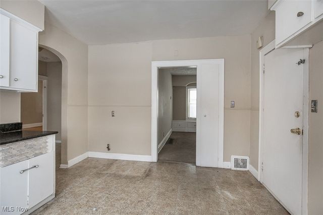 1526 Eddington Road, East Cleveland, OH 44118