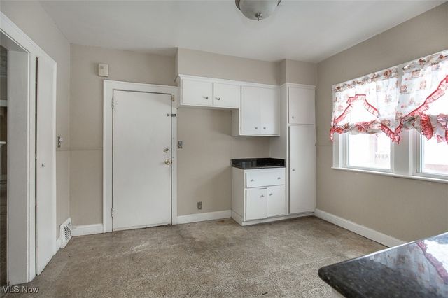 1526 Eddington Road, East Cleveland, OH 44118