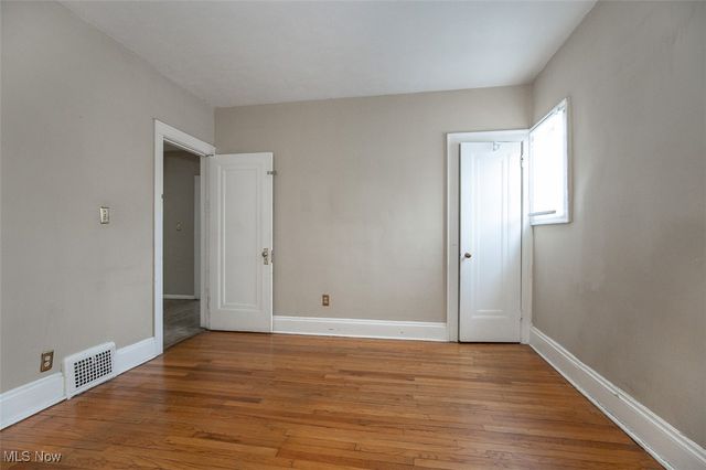 1526 Eddington Road, East Cleveland, OH 44118