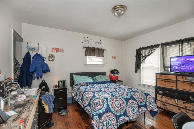 1526 Eddington Road, East Cleveland, OH 44118