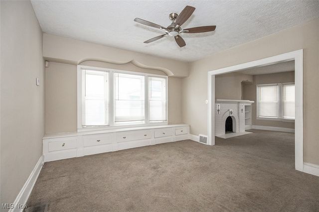 1526 Eddington Road, East Cleveland, OH 44118