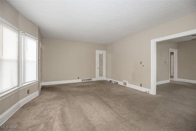 1526 Eddington Road, East Cleveland, OH 44118