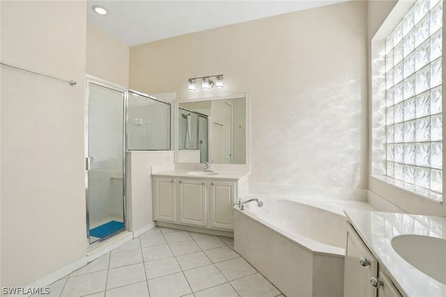 357 Harvard LN, Naples, FL 34104