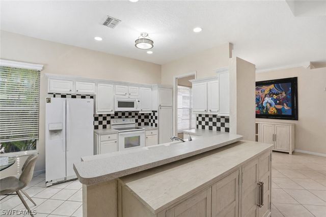 357 Harvard LN, Naples, FL 34104