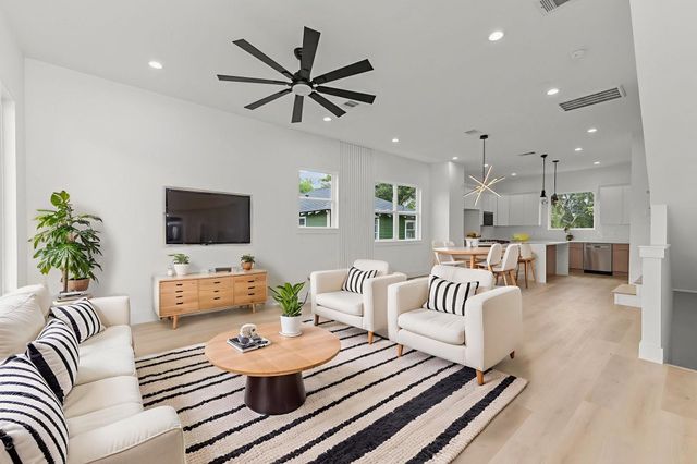 3348 Sauer Street, Houston, TX 77004