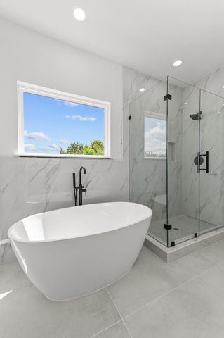 3348 Sauer Street, Houston, TX 77004