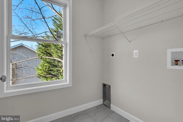 9912 RIDGE ST, Lanham, MD 20706