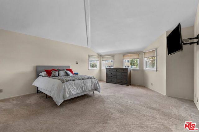 5317 Angeles Vista Boulevard, View Park, CA 90043