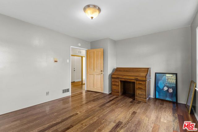 5317 Angeles Vista Boulevard, View Park, CA 90043