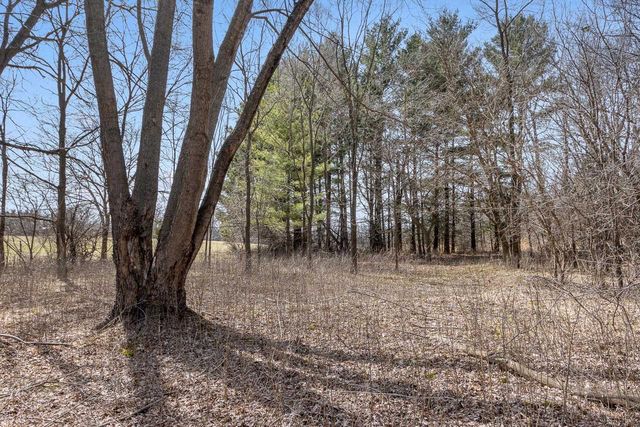 W5097 Highway 16, Rio, WI 53960