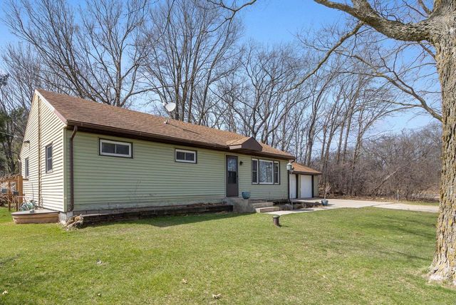 W5097 Highway 16, Rio, WI 53960