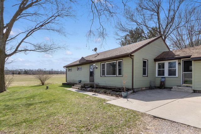 W5097 Highway 16, Rio, WI 53960