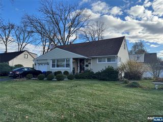 260 Greve Drive, New Milford, NJ 07646