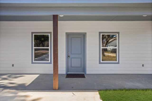 9320 Apache Trail, Rio Vista, TX 76093