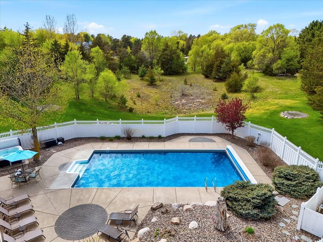 3691 180th Avenue NW, Andover, MN 55304