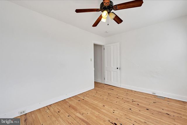 432 E MAIN ST, Ephrata, PA 17522