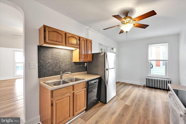 432 E MAIN ST, Ephrata, PA 17522