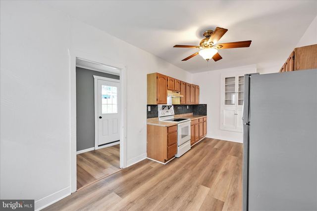 432 E MAIN ST, Ephrata, PA 17522