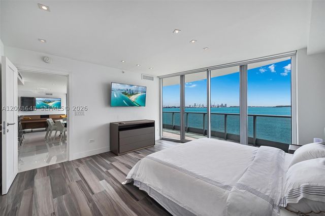 1331 Brickell Bay Dr BL-33, Miami, FL 33131