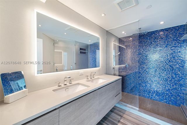 1331 Brickell Bay Dr BL-33, Miami, FL 33131