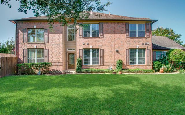 1103 Glenwood Canyon Lane, Houston, TX 77077